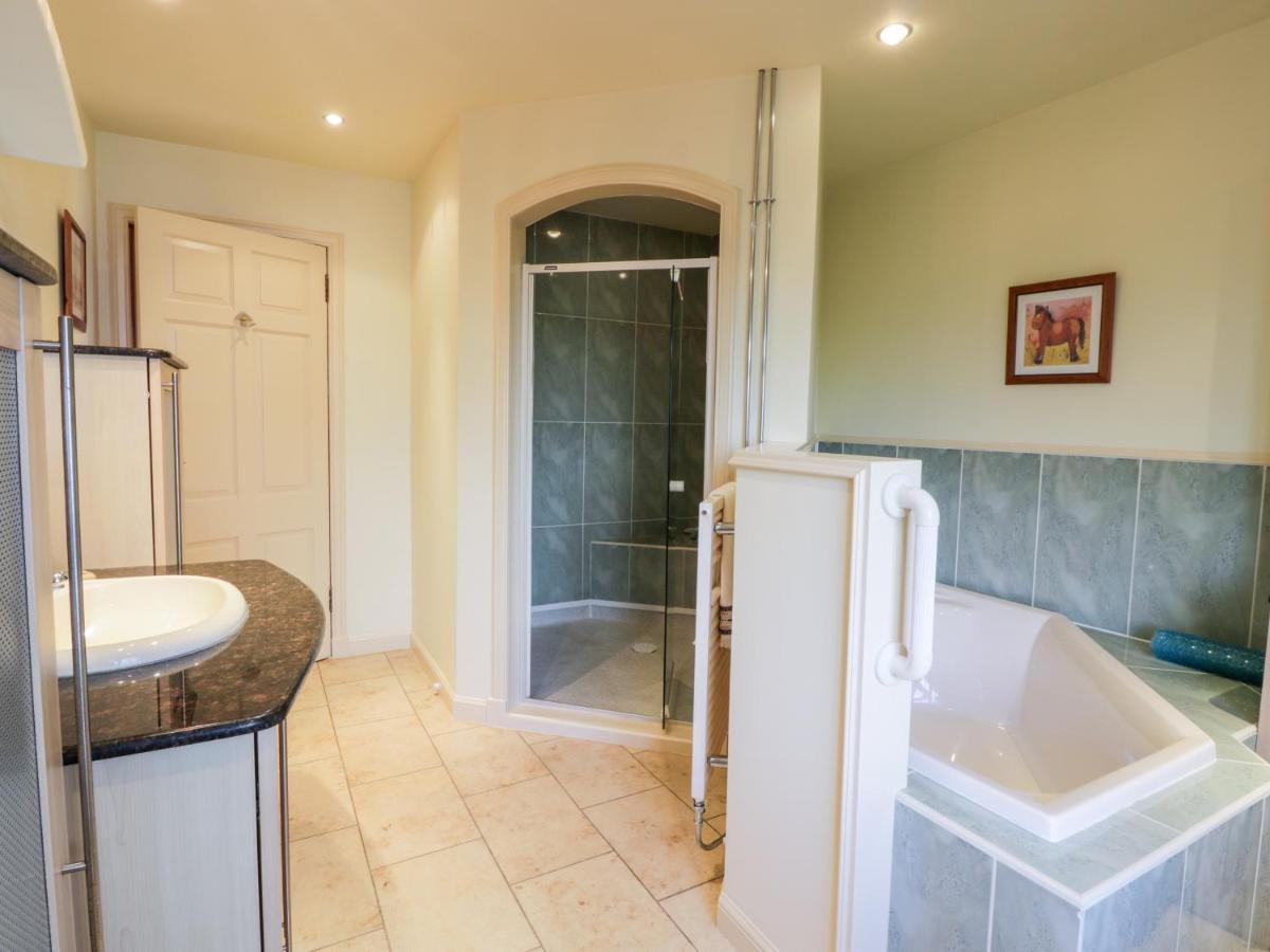 Whiteside Cottage Darvel Bagian luar foto
